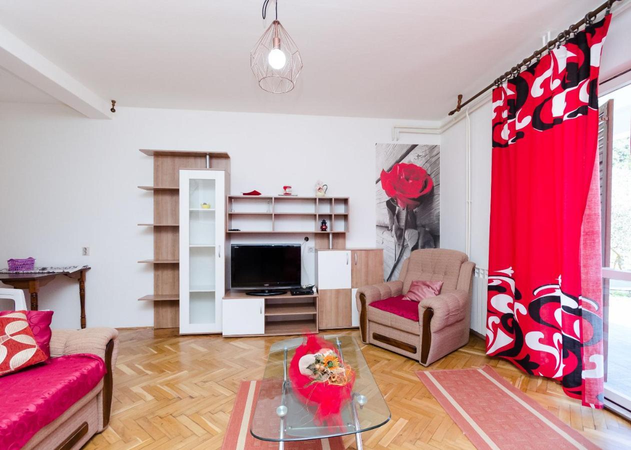 Apartments Vesna Kampor Luaran gambar